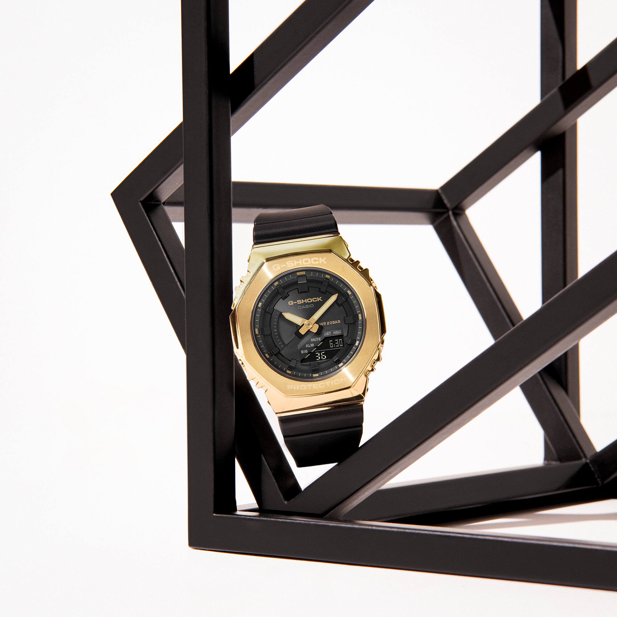 Casio GM-S2100GB-1ADR