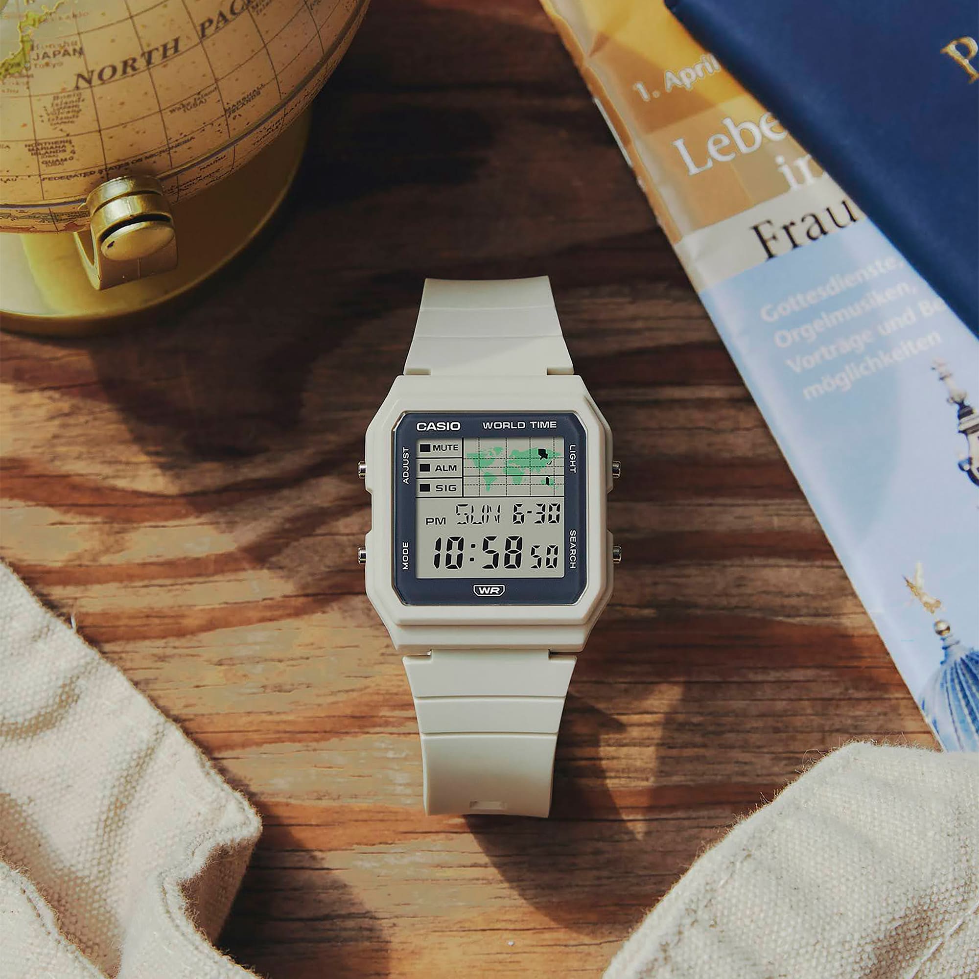 CASIO LF-30W-8A