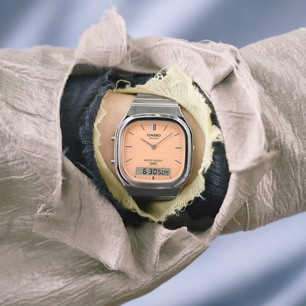 CASIO AQ-240E-4A