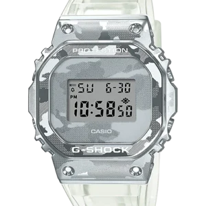 Casio GM-5600SCM-1DR